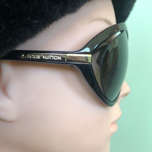 Louis Vuitton My LV Chain Two Classique Square Sunglasses